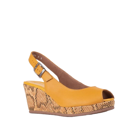 10715 - Wedge Slingback