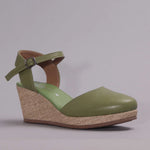 Load image into Gallery viewer, 10609 - Closed-toe Slingback Wedge
