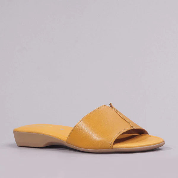 11643 - Wider Fit Mule Sandal