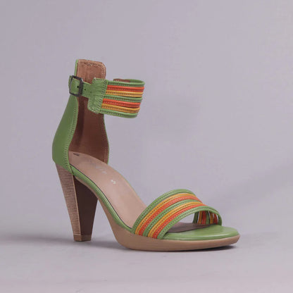 12319 - STRAPPY HIGH HEEL