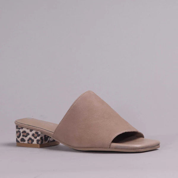 12413 - Low Block Heel Mule