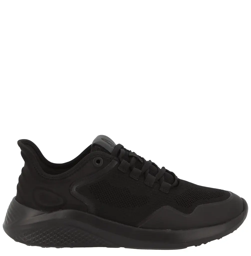 KICKZ-BLACK.webp